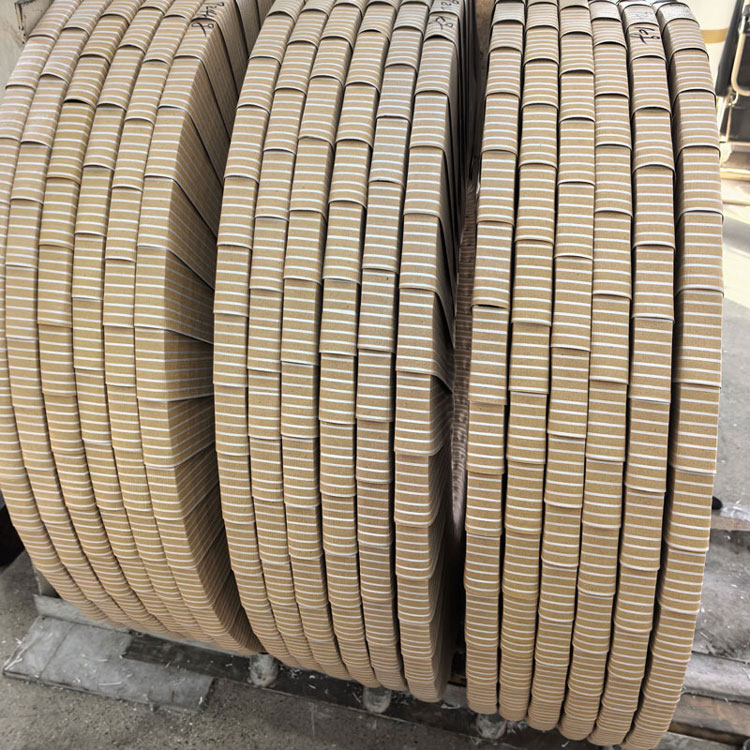 Sərtləşdirilmiş paslanmayan polad zolaq